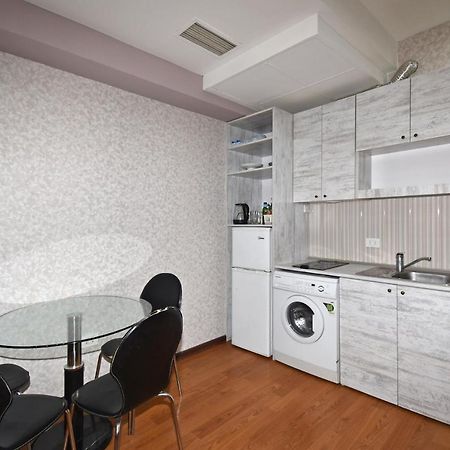 Armenak Apartment No 8, Abovyan Street Erevan Exterior foto