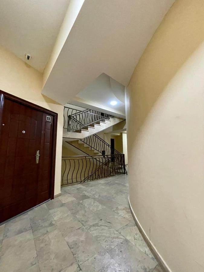 Armenak Apartment No 8, Abovyan Street Erevan Exterior foto